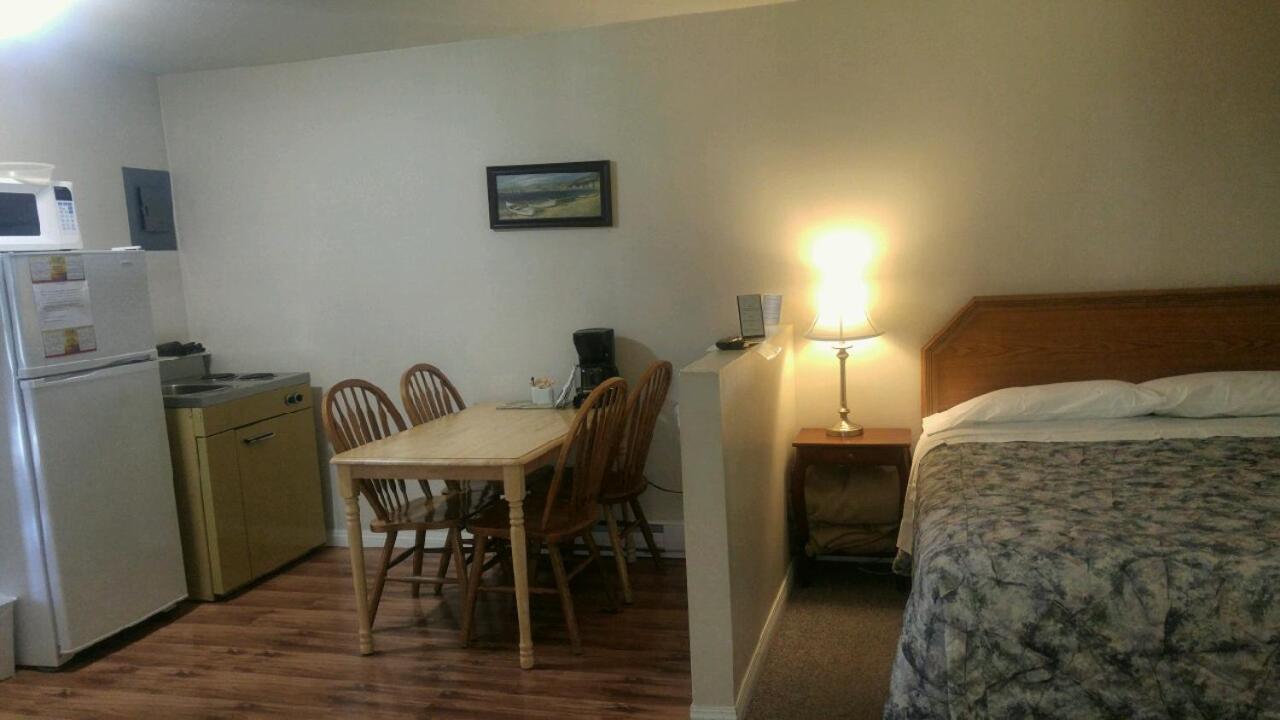 Mile Zero Motel Midway 外观 照片